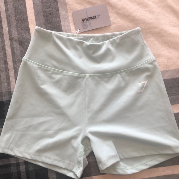 Gymshark Dreamy shorts NWT - Picture 4 of 5